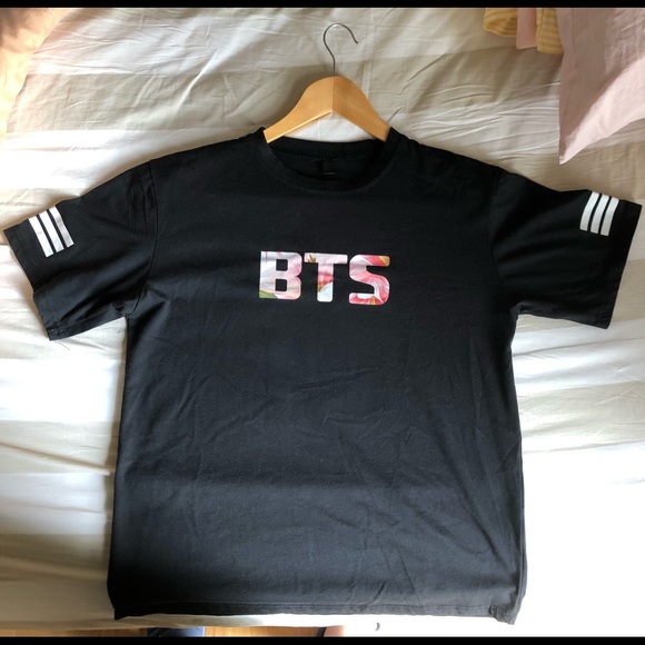 BTS shirt M - Picture 3 of 3